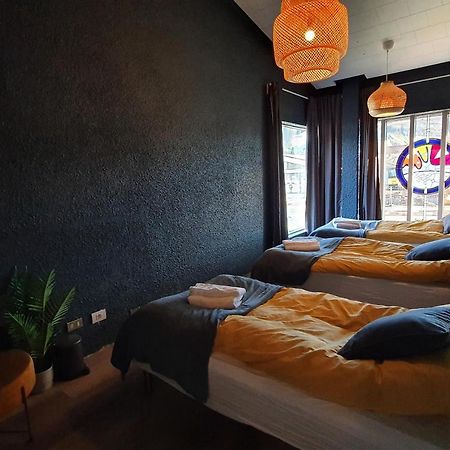 Neskaupstaður The Bank Sleeping Guesthouse المظهر الخارجي الصورة
