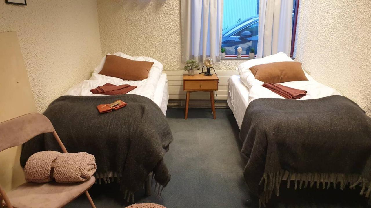 Neskaupstaður The Bank Sleeping Guesthouse المظهر الخارجي الصورة